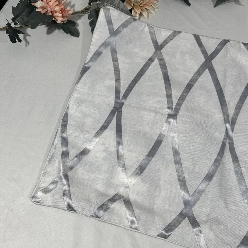 NEW $120 [ 1 Standard ] Pillow Sham for Hotel Collection Dimensional‎ Blue